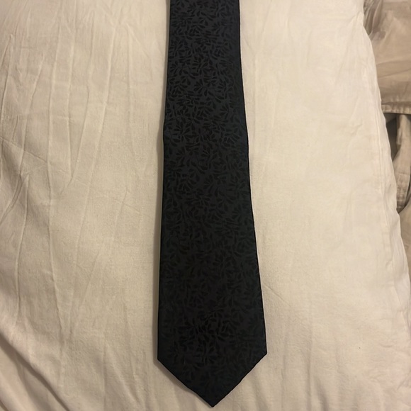 Calvin Klein tie - Picture 2 of 2